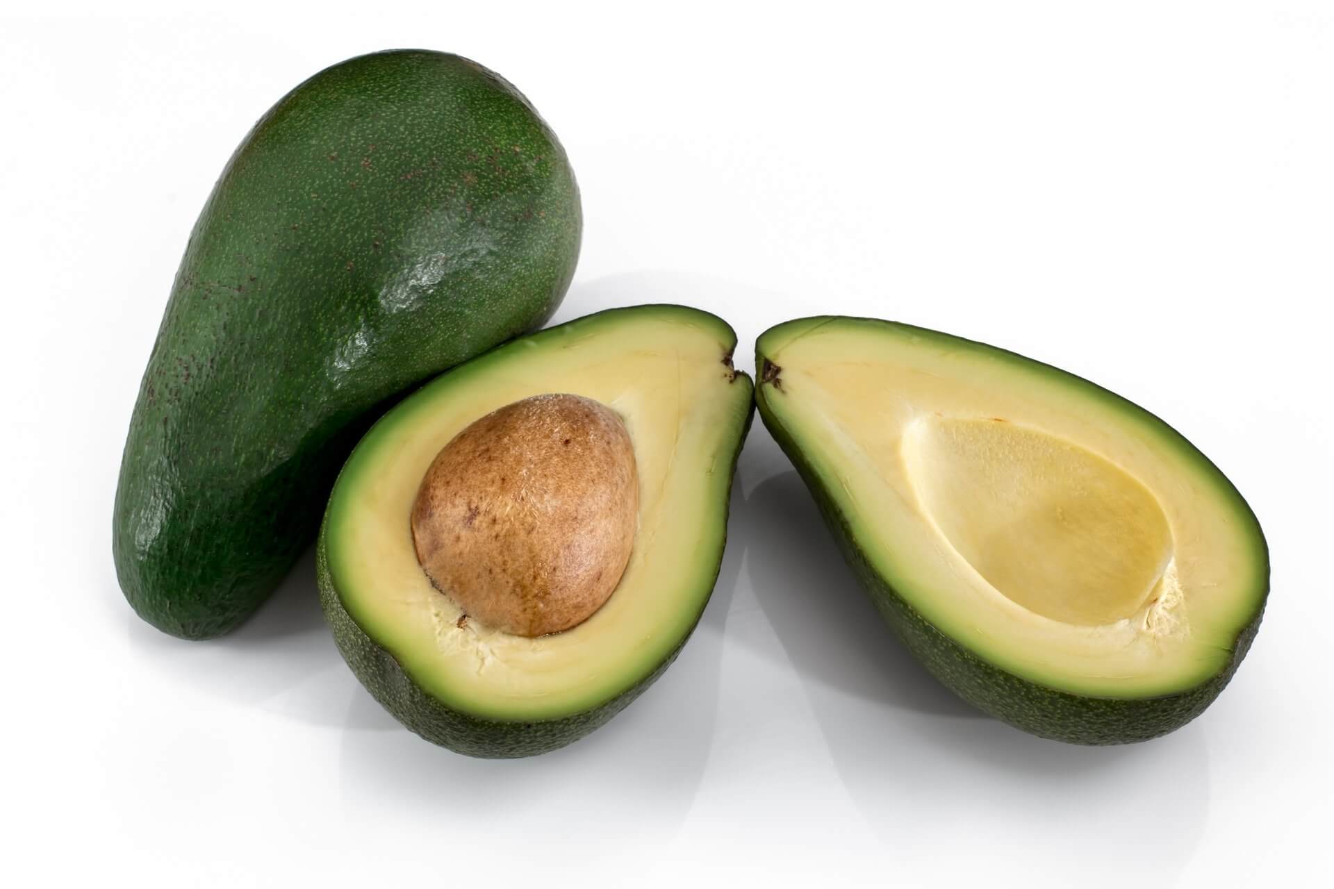 3 properties of avocado: calories in a avocado