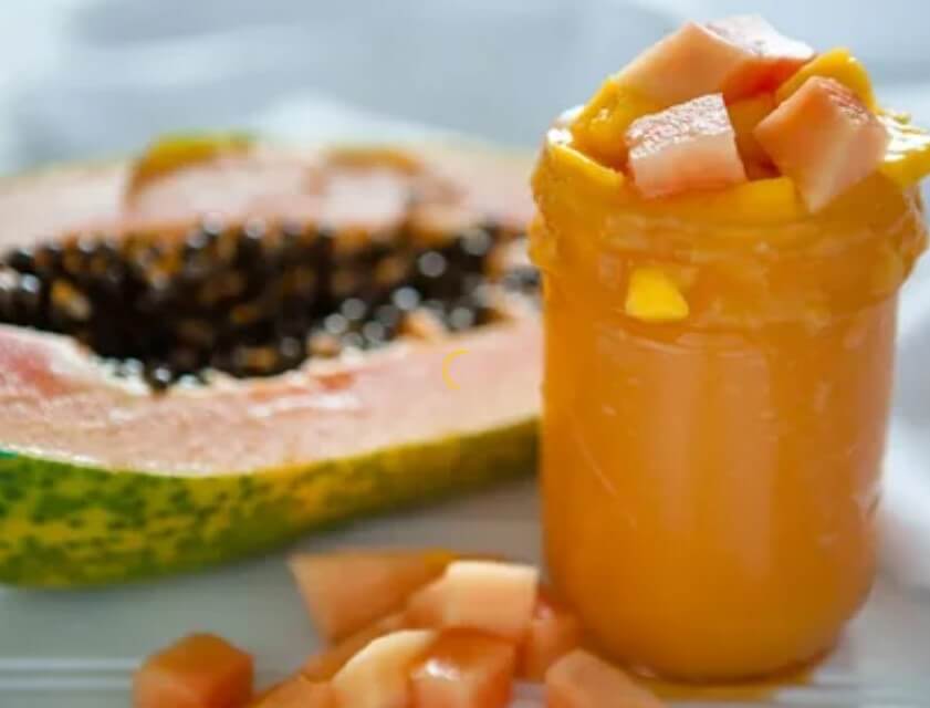 cleanse the colon with this papaya-oatmeal smoothie