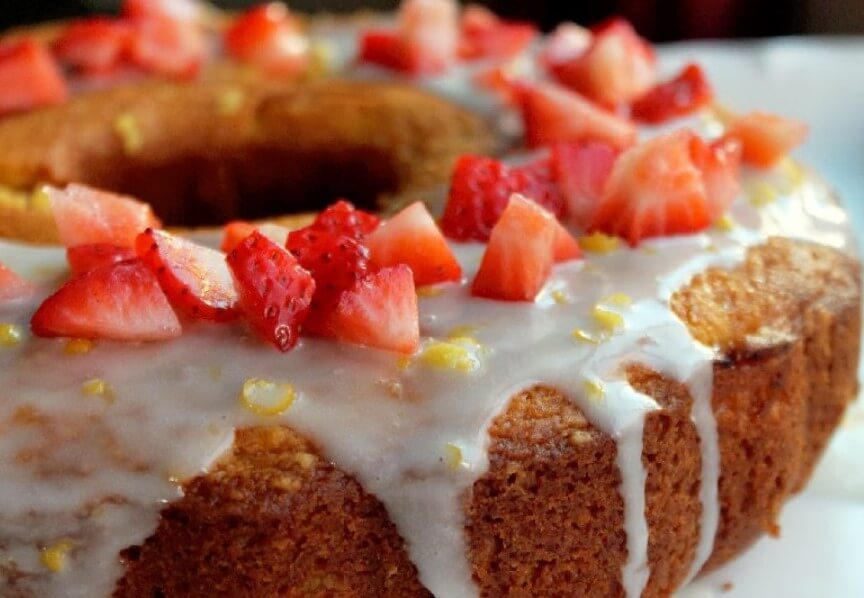 Lemon strawberry pound cake